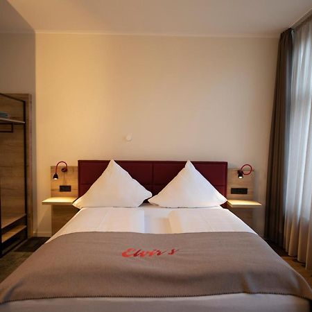 Hotel Restaurant Zur Linde Вестерщеде Екстериор снимка
